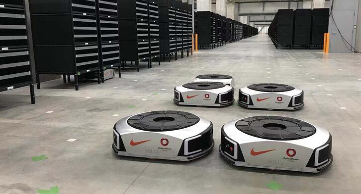 Geek+ Nike robots